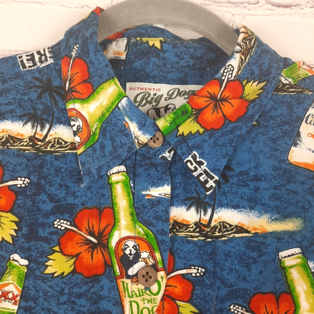 Big Dogs Blue Sleeveless Hawaiian Bottle Print Blouse - Picture 4 of 9